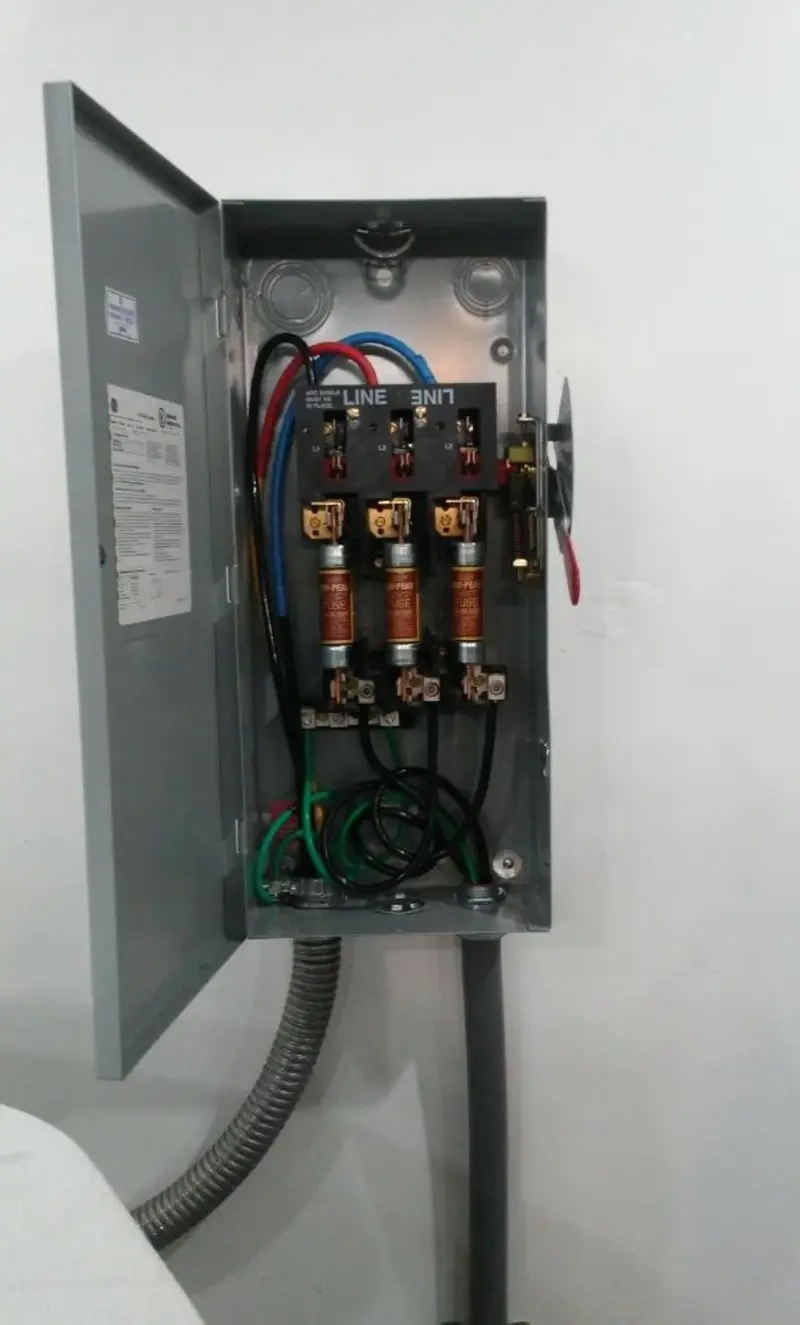 Three-phase disconnect switch installed for Electrical Wiring & Rewiring in Garden City